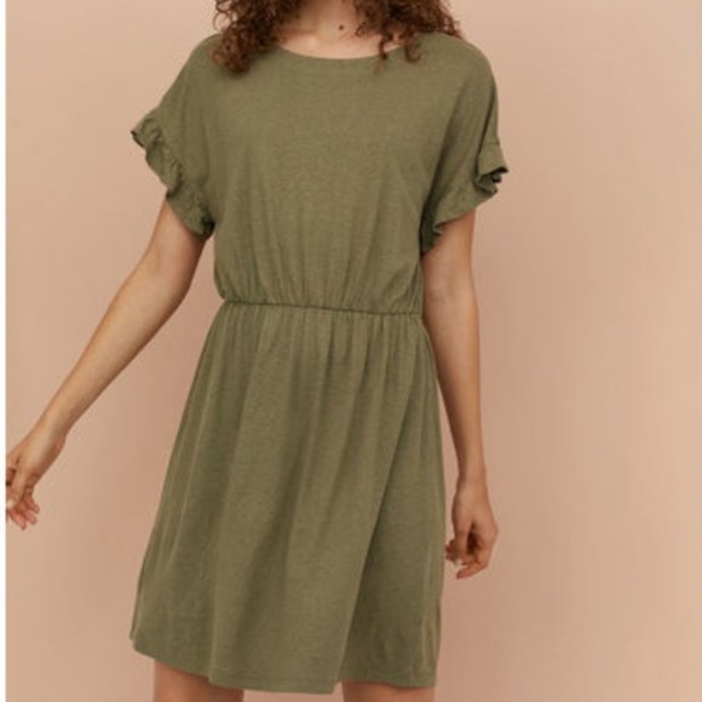 H&M Ruffle Sleeve Linen Blend T-Shirt Dress / Olive Green